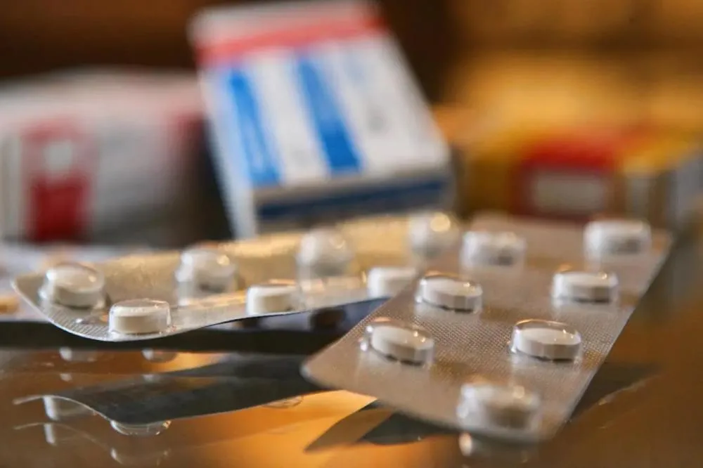 Após repercussão sobre falta de medicamentos básicos, Secretaria Municipal de Saúde de Plácido de Castro diz que estoques estão sendo repostos
