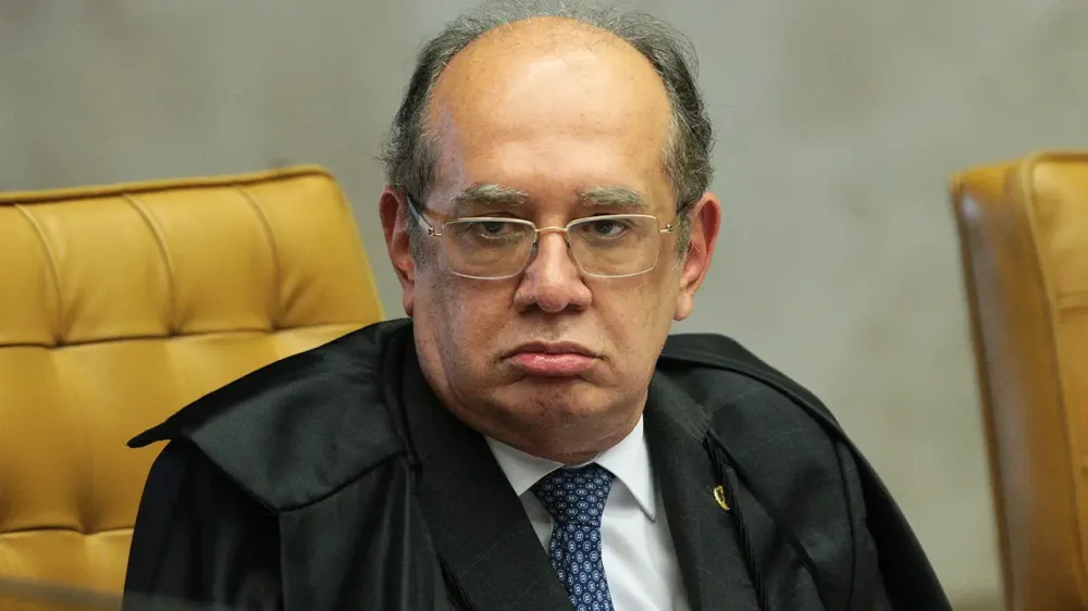 Gilmar Mendes decide que só a PGR pode solicitar impeachment de ministros do STF