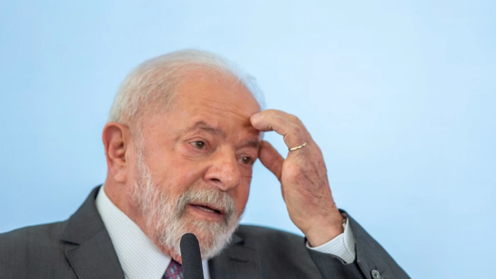 Desaprovação de Lula supera aprovação, diz pesquisa