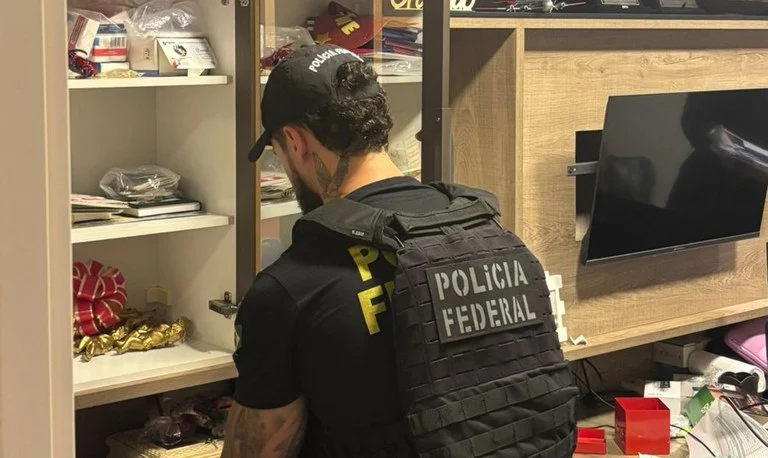  Secretaria Municipal de Cultura de Sena Madureira é alvo de Operação da Polícia Federal por desvio em emendas usadas para contratar shows 