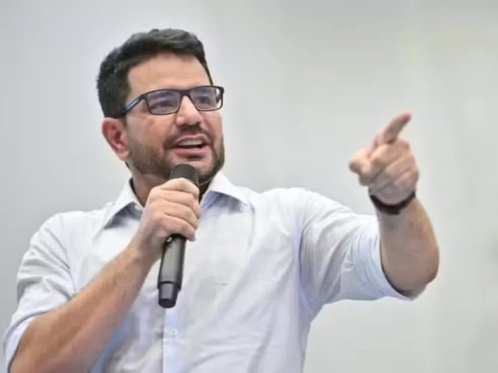Governador do Acre Gladson Cameli é alvo da Polícia Federal, nesta quinta, 5; dispositivos eletrônicos e dinheiro foram apreendidos 