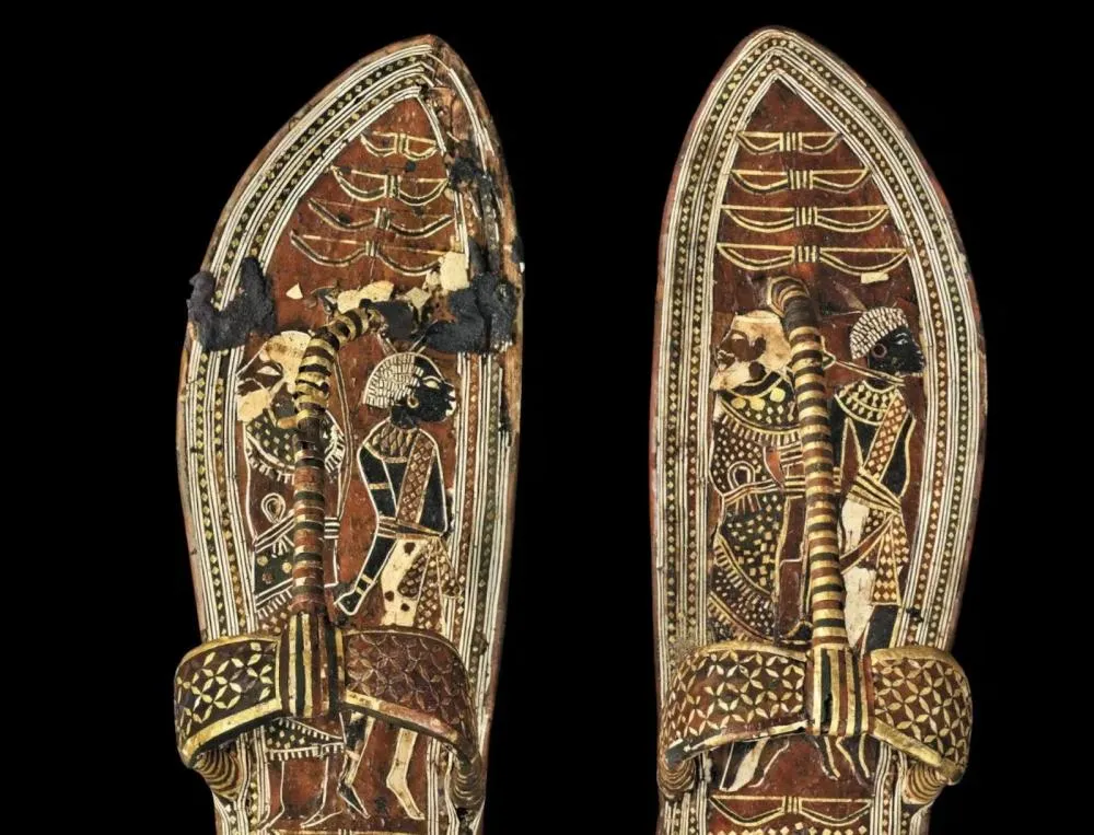 Sandálias de Tutancâmon de 3.300 anos permitiram ao faraó ‘pisotear’ seus inimigos