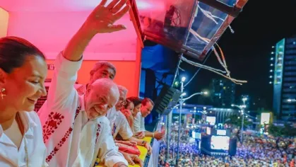 TSE deve analisar desfile de Lula no Carnaval por suposta propaganda pré-eleitoral