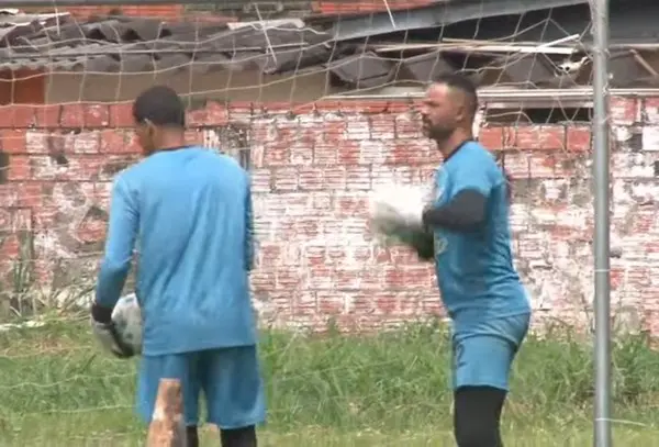 Goleiro Bruno se apresenta ao Vasco-AC e pode enfrentar o Velo Clube