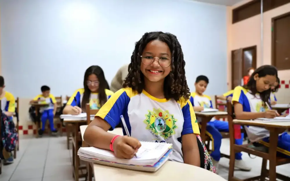 Em Plácido de Castro, aulas nas escolas estaduais de Ensino Fundamental retornam nesta segunda, 23. Ensino Médio na quarta, 25