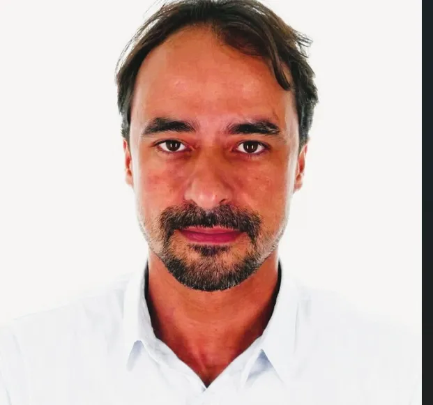Fevereiro Roxo amplia debate sobre doenças crônicas e os direitos de pessoas com lúpus, fibromialgia e Alzheimer