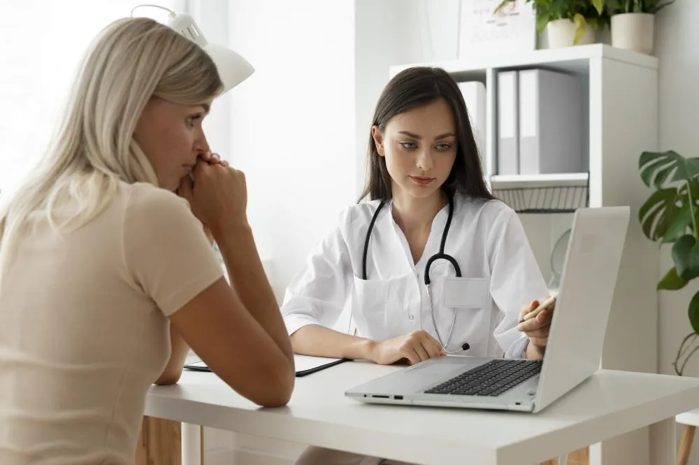 Fevereiro Roxo: como a fisioterapia ajuda no tratamento da fibromialgia