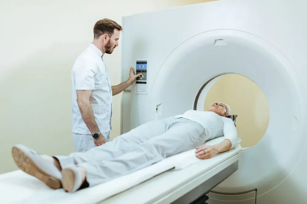 Pacientes com câncer do Norte viajam 6 vezes mais para fazer radioterapia
