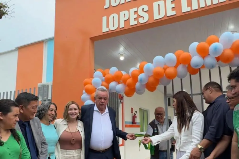 Camilo da Silva entrega escola na Vila Campinas e reforça avanço da educação em Plácido de Castro