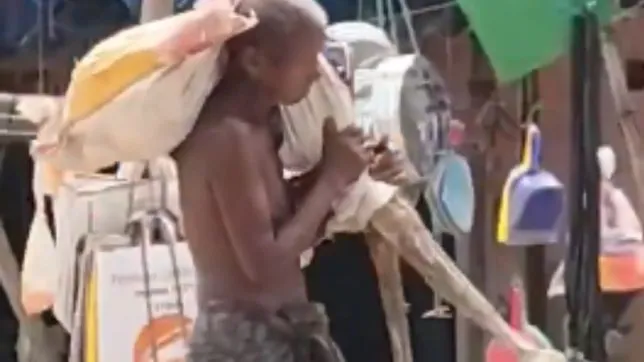 Homem desenterra esqueleto da irmã e leva a banco para provar morte e sacar dinheiro.; veja vídeo