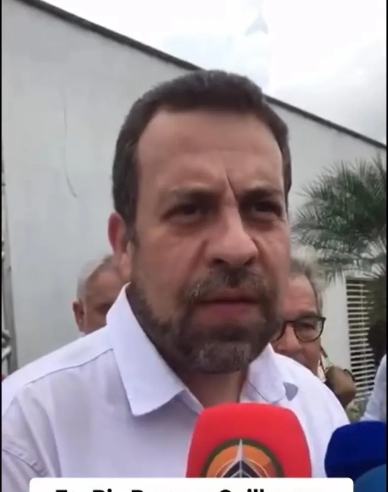 Jornalista denuncia Guilherme Boulos e Jorge Viana por suposta propaganda antecipada no Acre