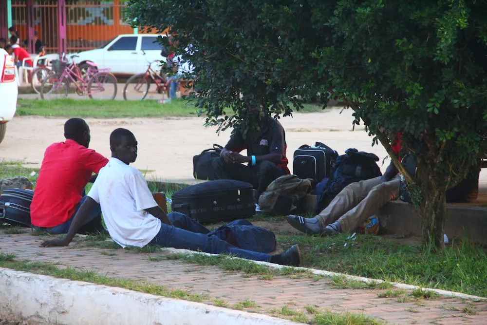 Relatório inédito da Abin aponta Brasil como eixo do contrabando de migrantes e detalha rotas em 14 estados