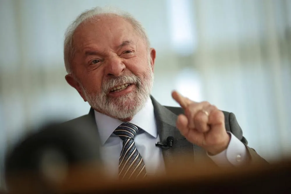 Lula atribui tarifa dos EUA à família Bolsonaro e chama filhos do ex-presidente de ‘traidores’