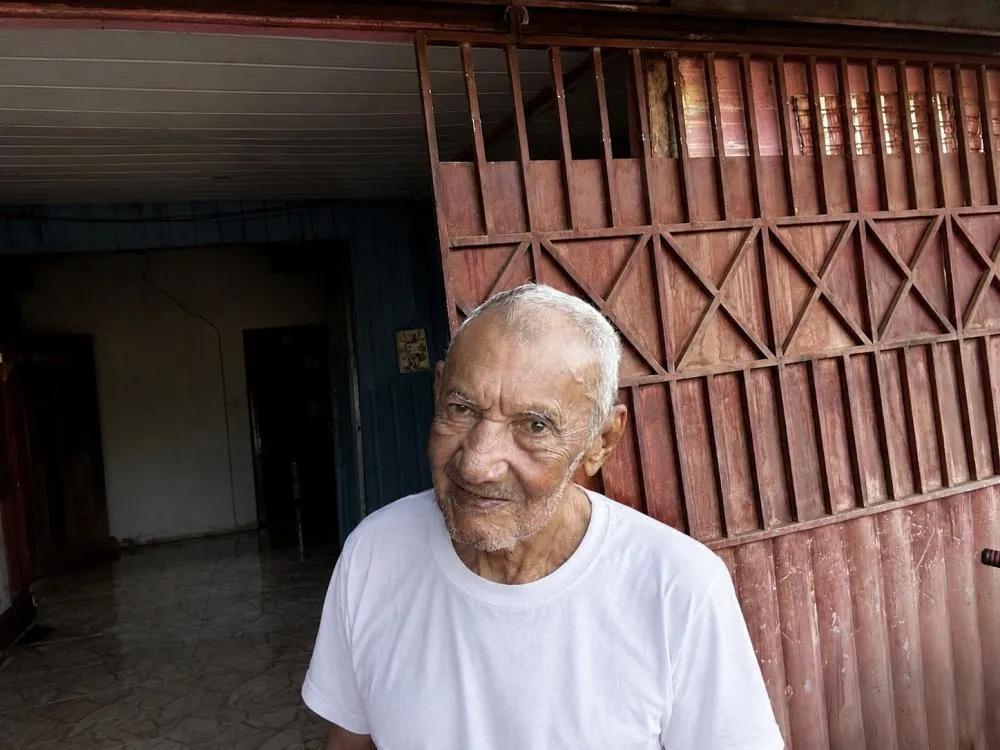 Manoel Lopes da Silva, conhecido como Bel, pioneiro de Plácido de Castro, dedicou grande parte de sua vida ao desenvolvimento da comunidade, deixando um legado marcado pelo trabalho, pela música e pela amizade - Foto: Arquivo.