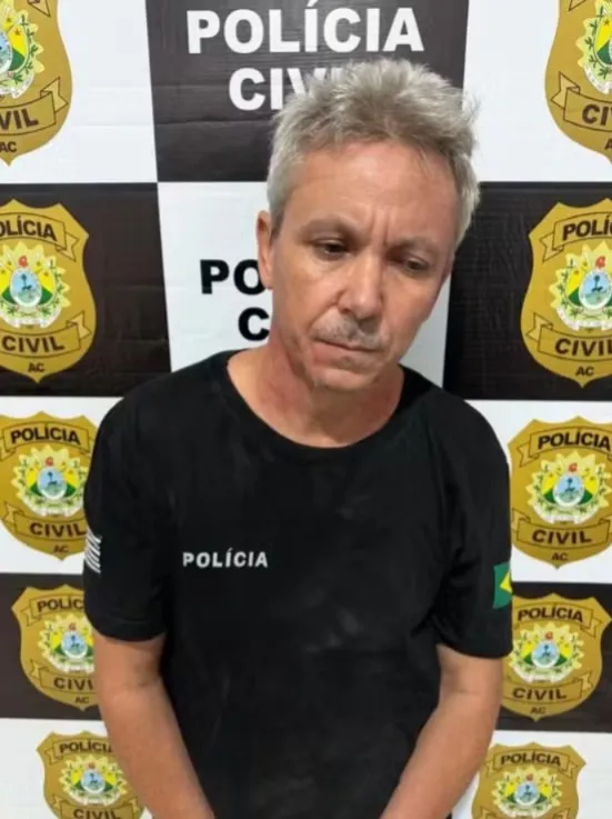 Carlos Zorzan, de 51 anos, foi preso em Sena Madureira nessa terça-feira (30) suspeito de se passar por policial civil de São Paulo para oferecer serviços de investigação particular — Foto: Polícia Civil