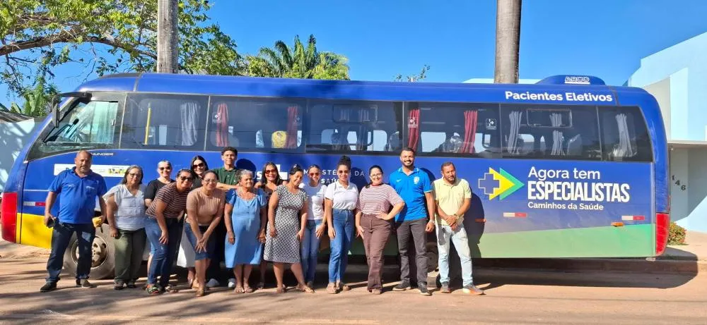 Novo micro-ônibus do TFD reforça o transporte de pacientes da saúde de Plácido de Castro - Crédito das informações e imagens: Áquila Santos.