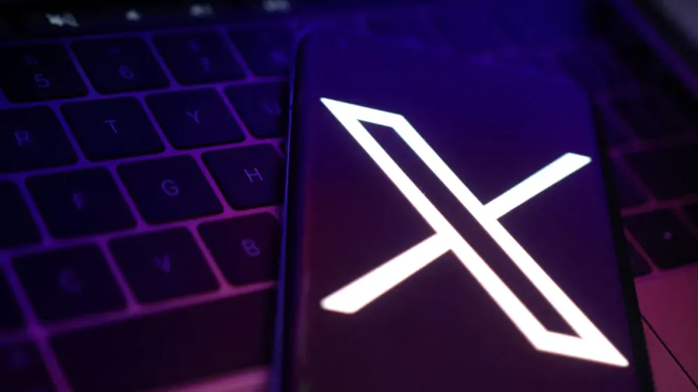 Logo da rede social X em foto de ilustração • Dado Ruvic/Reuters