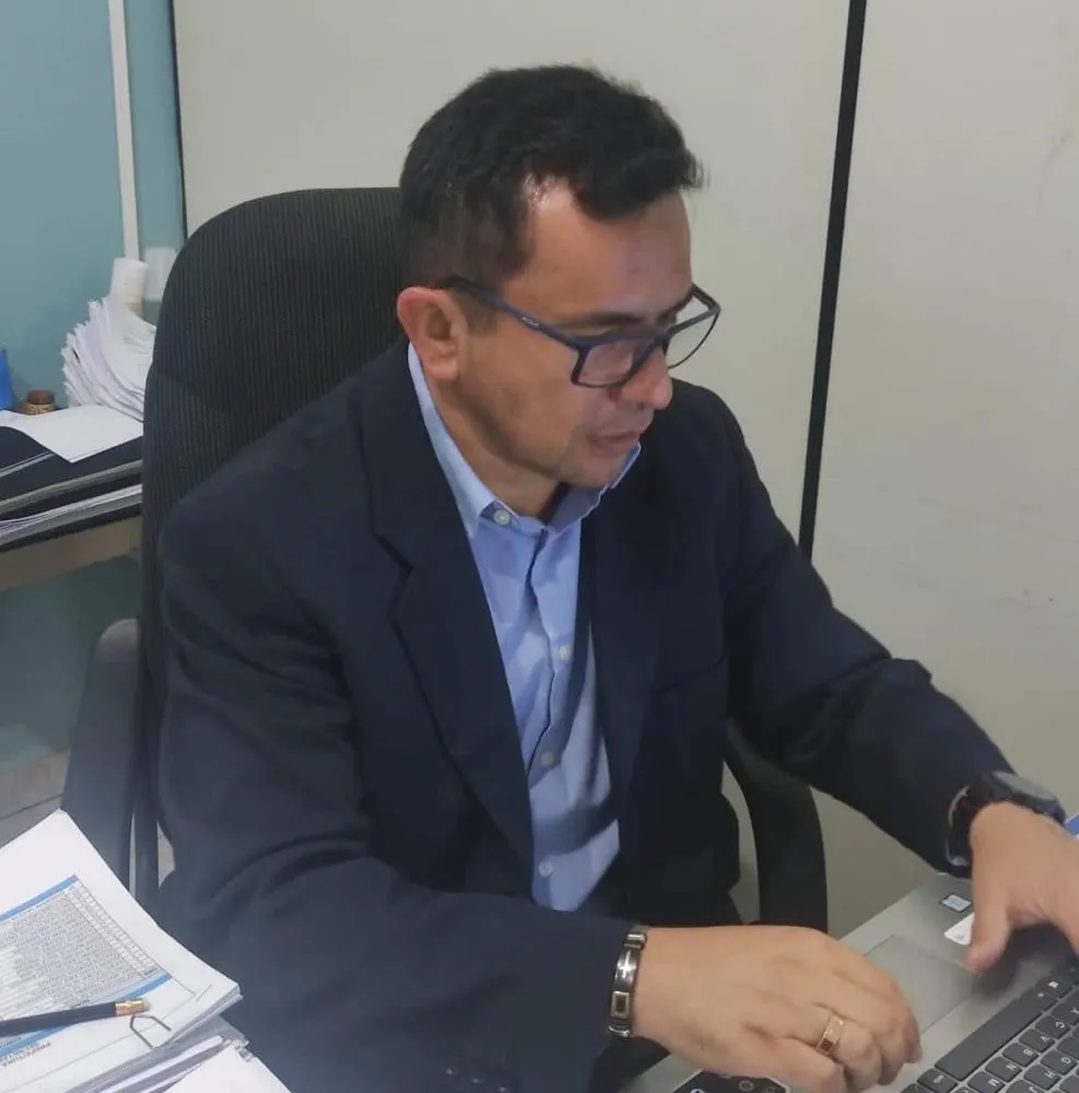 Rogen Lima é destacado por Camilo da Silva pela atuação na gestão municipal - Foto: Reprodução do Facebook.