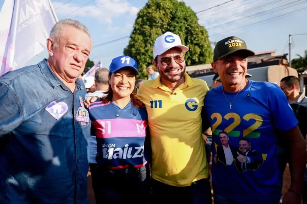 Governadora e candidata à reeleição Mailza Assis participa de carreata em Plácido de Castro ao lado de apoiadores e lideranças políticas - Foto: Ascom