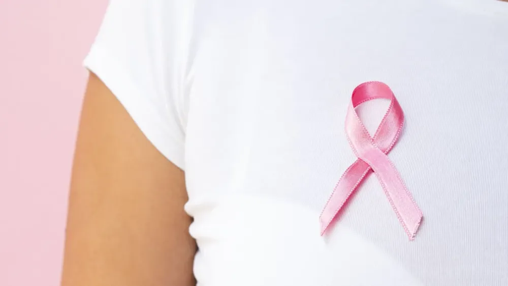 3 em cada 10 brasileiras não sabem como se prevenir contra o câncer de mama