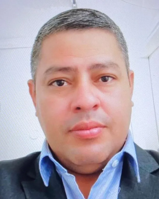 Empresário e passageiro morrem carbonizados após colisão com carreta na BR-364, em Acrelândia