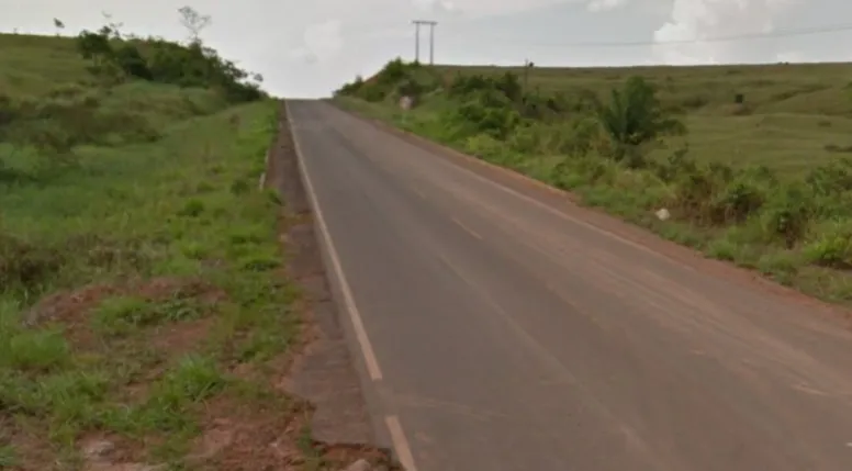 Dupla em moto que voltava de treino de Jiu-jítsu em Acrelândia sofre tentativa de assalto na entrada do quilômetro 12, na zona rural de Plácido de Castro; 2 disparos foram efetuados