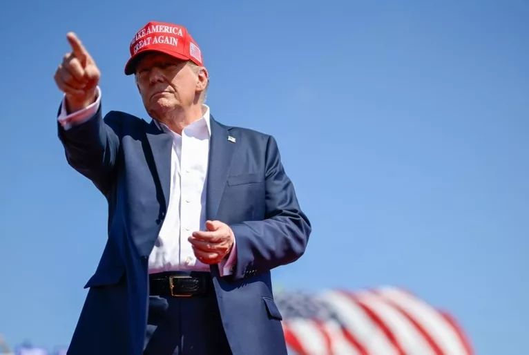 Trump anuncia tarifa de 50% para Brasil