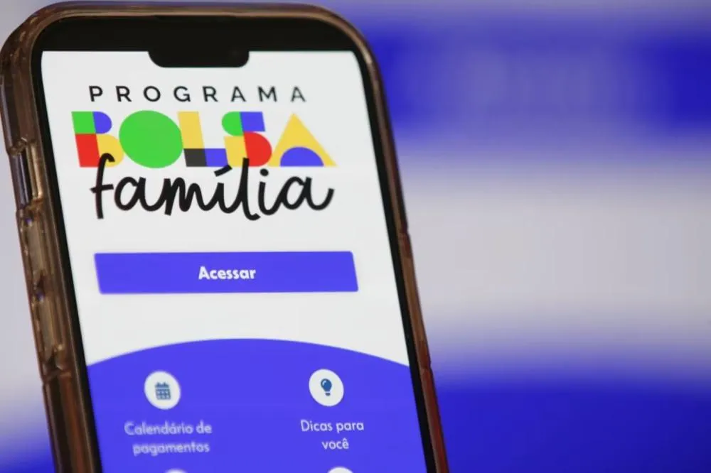 Bolsa Família cancela 900 mil beneficiários em julho; pagamento começa nesta sexta