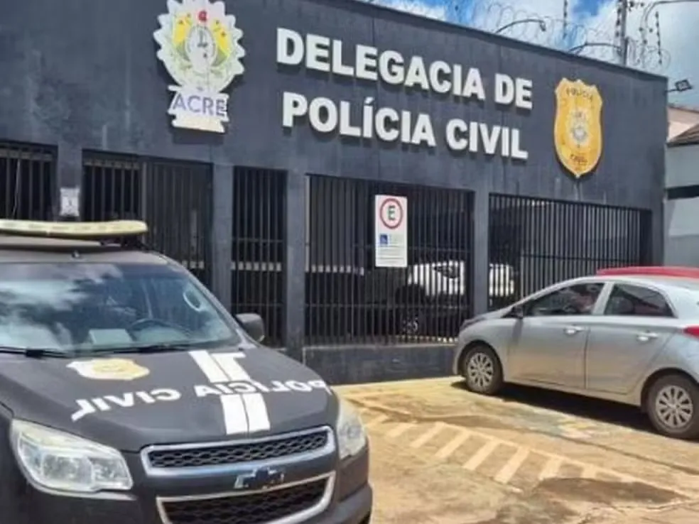 Briga por cachaça termina com colono de 60 anos morto com tiro no pescoço no Acre